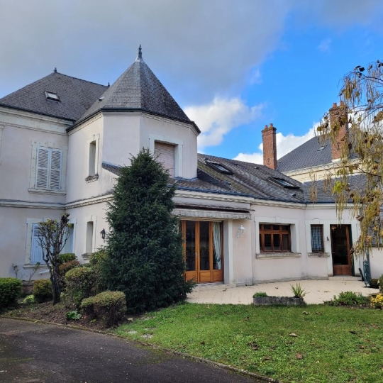  PERCHE VAL D`HUISNE IMMOBILIER : Maison / Villa | NOGENT-LE-ROTROU (28400) | 283 m2 | 450 000 € 