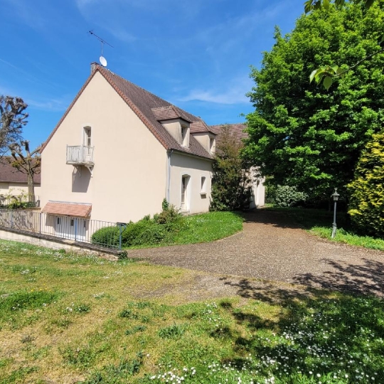  PERCHE VAL D`HUISNE IMMOBILIER : House | NOGENT-LE-ROTROU (28400) | 249 m2 | 399 000 € 