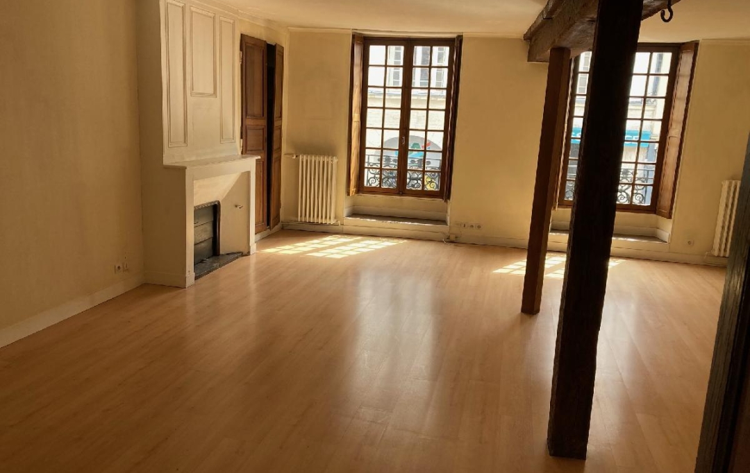 PERCHE VAL D`HUISNE IMMOBILIER : Appartement | NOGENT-LE-ROTROU (28400) | 134 m2 | 690 € 