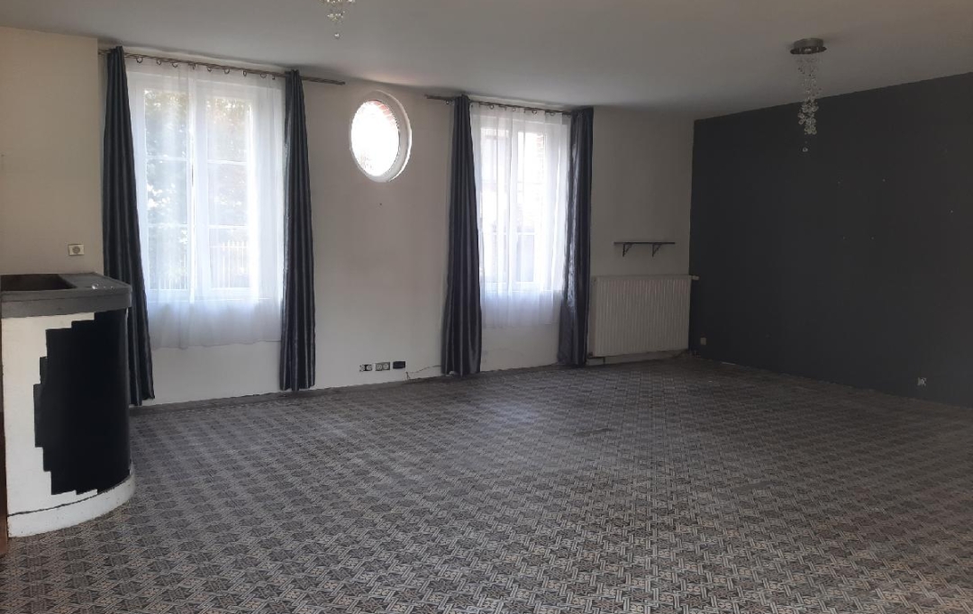 PERCHE VAL D`HUISNE IMMOBILIER : House | BRETONCELLES (61110) | 201 m2 | 171 000 € 