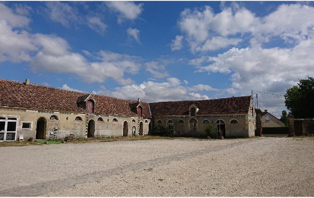 PERCHE VAL D`HUISNE IMMOBILIER : House | NOGENT-LE-ROTROU (28400) | 340 m2 | 477 000 € 