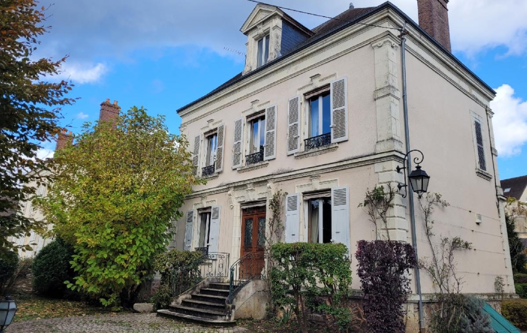 PERCHE VAL D`HUISNE IMMOBILIER : Maison / Villa | NOGENT-LE-ROTROU (28400) | 283 m2 | 450 000 € 